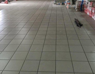 Работы по укладке плитки