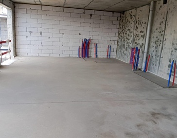 Полусухая стяжка в производственных помещениях и складах