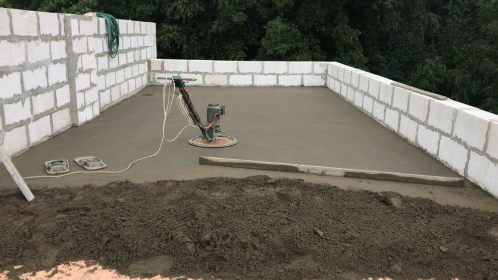 Полусухая стяжка кровли