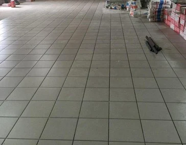 Работы по укладке плитки